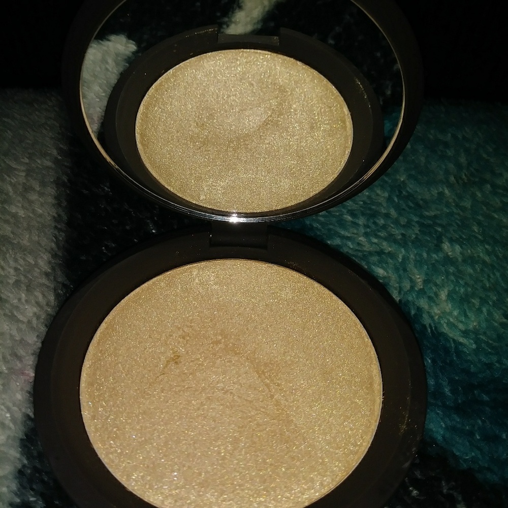 Becca Highlight powder - Picture 3 of 3